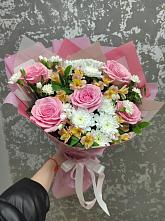 Букет цветов из:  Гвоздики, Орхидеи и Розы #REPLACE_PRED# Новое