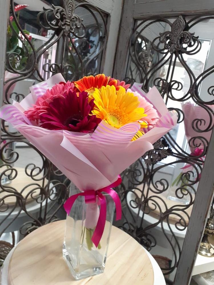 Букет цветов из: Герберы в Новое