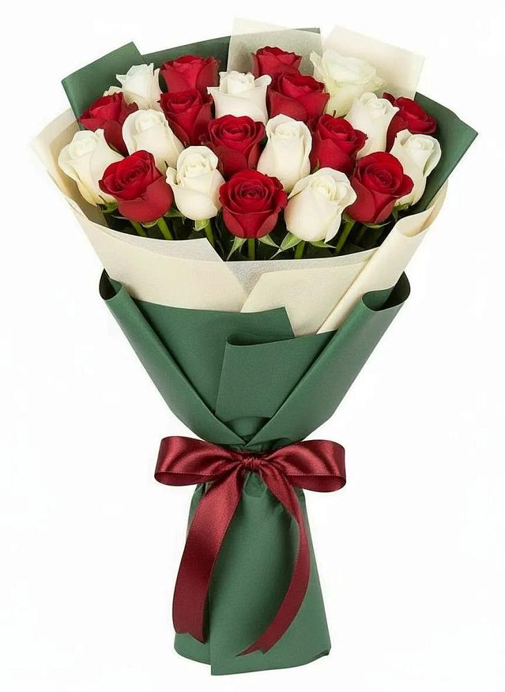 Букет Микс из красных и белых роз в Новое